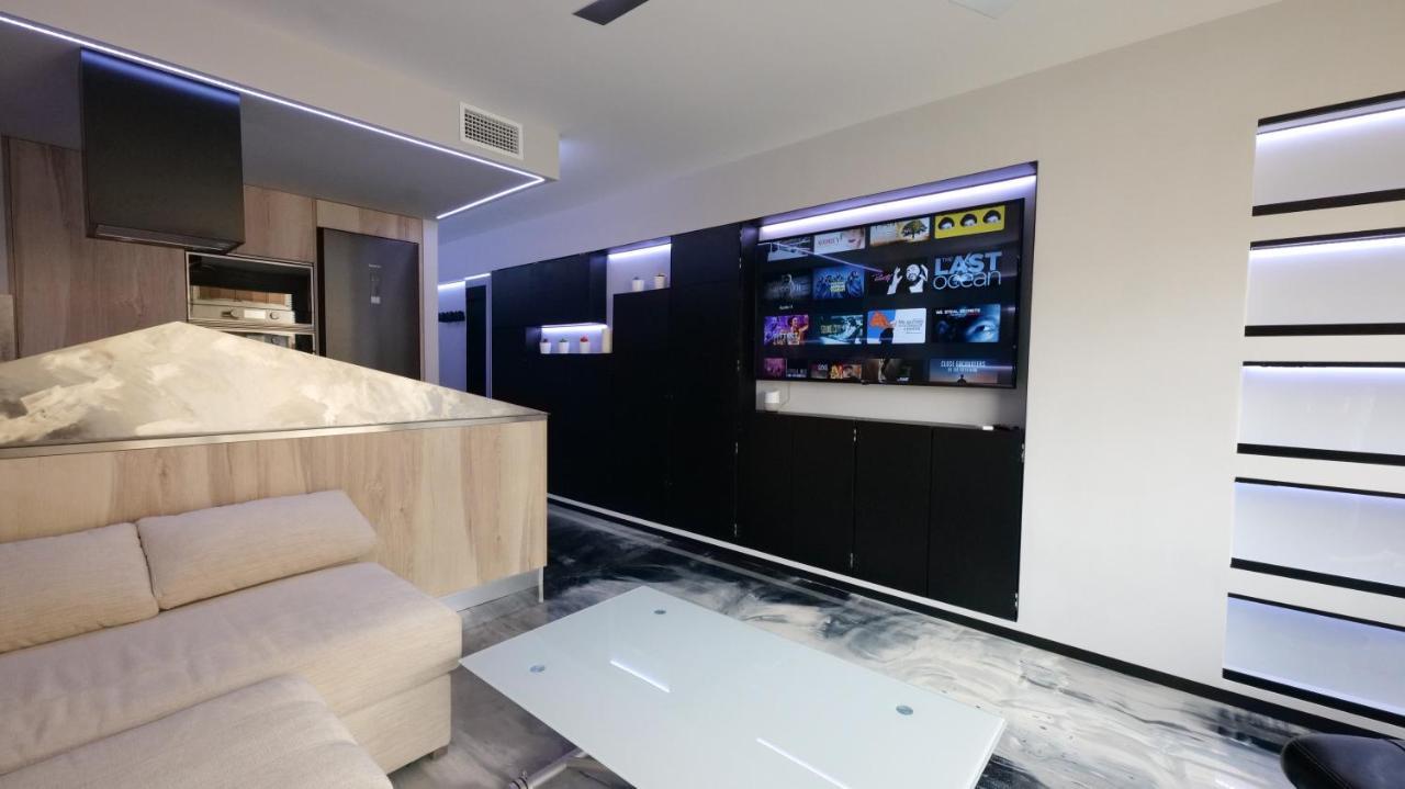 La Farola - Luxury Domotic Flat In Puerto Deportivo Apartment Marbella Exterior photo