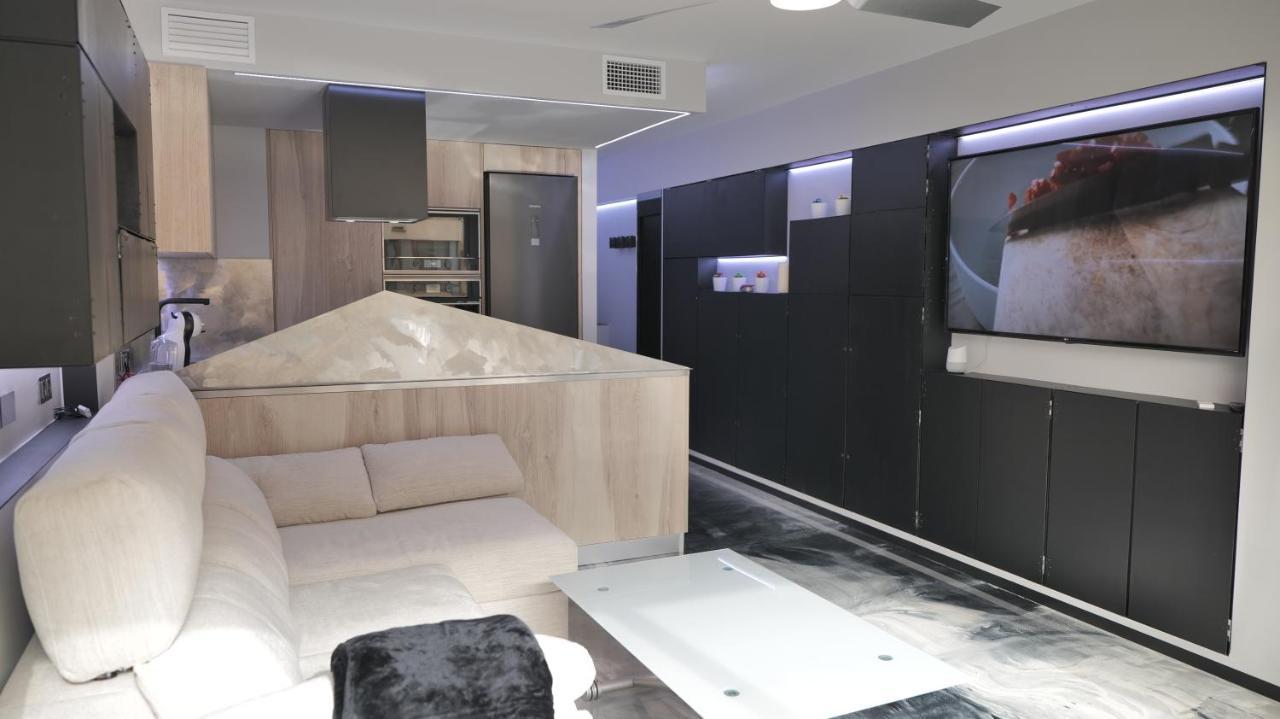 La Farola - Luxury Domotic Flat In Puerto Deportivo Apartment Marbella Exterior photo